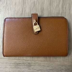 Michael Kors Lock Wallet (Brown/Gold)